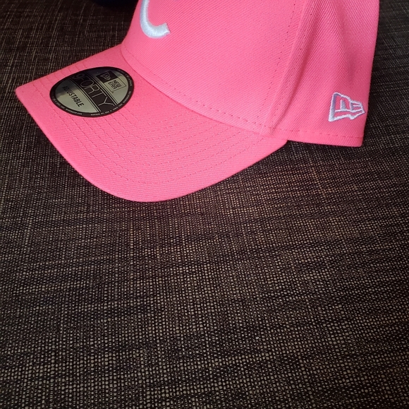 New Era Basaball Cap - Picture 3 of 8